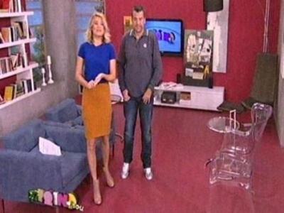 Video: Άνοιξε η φούστα της Φαίης Σκορδά ...