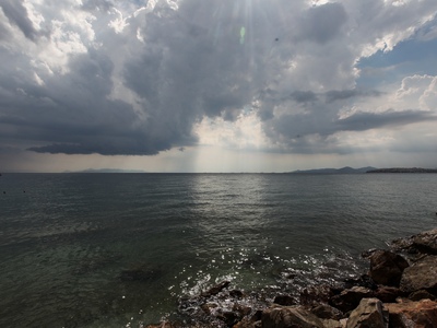 Καιρός : Πέφτει η θερμοκρασία την Τρίτη