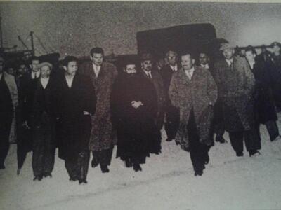 Ο Φλωρίνης π.Αυγουστίνος Καντιώτης στο λιμάνι της Πάτρας,σε επίσκεψη του κατά τον αντικαρναβαλικό αγώνα- Φωτό από paliapatra.gr και Aleksandro Koskina