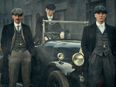 Οι Peaky Blinders ξαναπάνε Μπέρμιγχαμ, ξ...