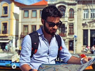 Ο Βασίλης Σπύρου γεμίζει το Deposito με ...