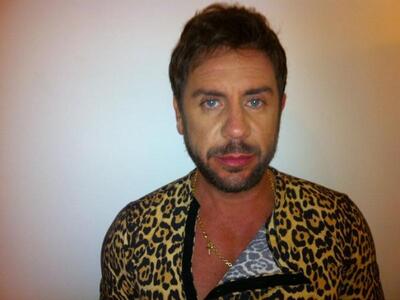 Ο Μαζώ με Givenchy