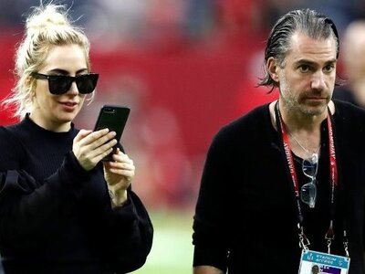 Η ποπ σταρ Lady Gaga χώρισε από τον Κρίσ...