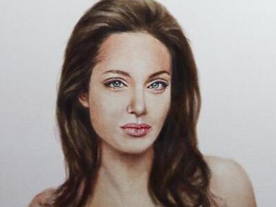  Σε δημοπρασία πορτραίτο της Τζολί μετά ...