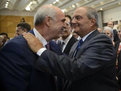 Συνάντηση Μεϊμαράκη -Καραμανλή εν όψει τ...