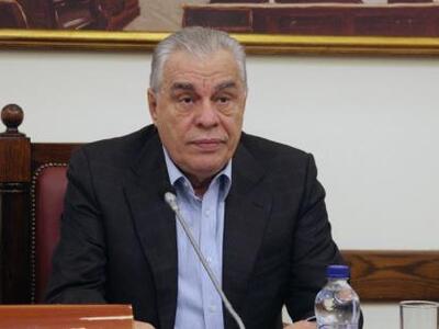 Γιακουμάτος: Να κόψει η ΔΕΗ το ρεύμα από...