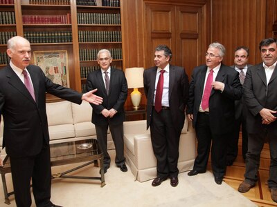 Συνάντηση Παπανδρέου με Κοινωνικούς Εταίρους