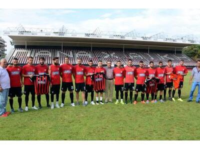 Ποδόσφαιρο: Οι ευχές της ΠΑΕ Παναχαϊκή