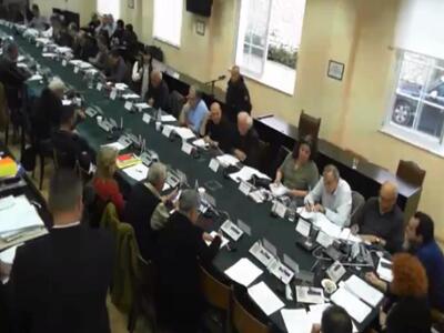 Πάτρα: Η στιγμή του σεισμού στο Δημοτικό...