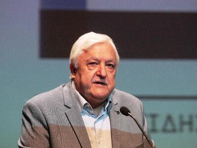 Υπουργεία με 5.000 υπαλλήλους ζητά ο πρώ...