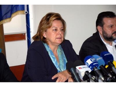 Με διαμαρτυρίες υποδέχθηκαν την Κατσέλη ...