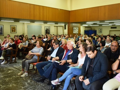 Ο Δήμαρχος Πατρέων στην συγκέντρωση των ...