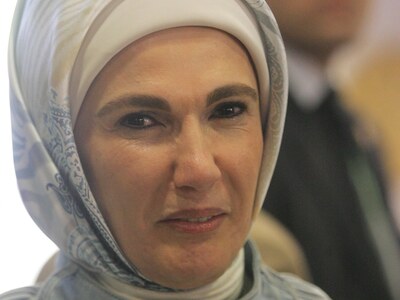 Τα ψώνια της Εμινέμ Ερντογάν και τα παζά...