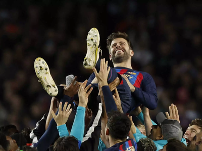 Το αντίο του Ζεράρ Πικέ: Συγκίνηση και α...