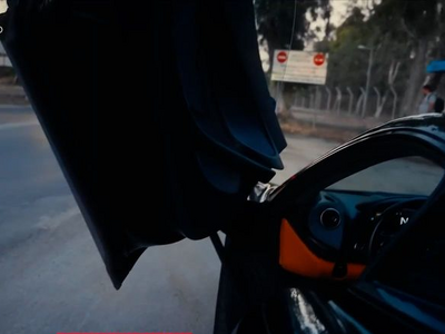 Αττική Οδός: McLaren έτρεχε με 250 χλμ/ώ...