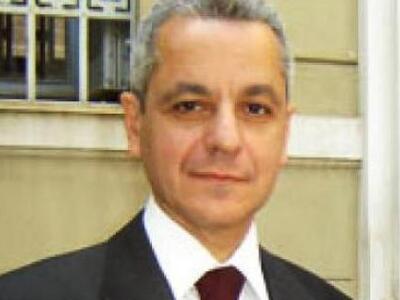 Αναζητώντας ηλίθιους!