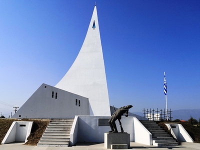 Η τιτανομαχία στην μάχη της Πίνδου