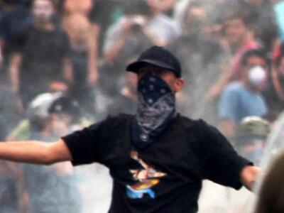 Εισβολή κουκουλοφόρων στο Πανεπιστήμιο Μακεδονίας