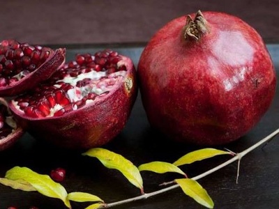 Εσείς γνωρίζετε γιατί σπάμε το ρόδι την ...