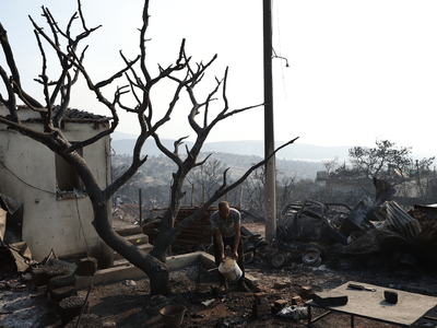 Πυρκαγιά σε Αττική, Βοιωτία και Κορινθία...