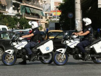 Τώρα και γυναίκα τσαντάκιας