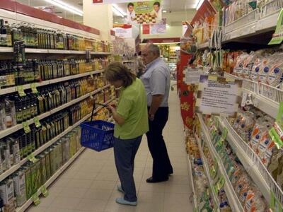 «Εντελώς λάθος δρόμος» η αύξηση του ΦΠΑ στο 24%