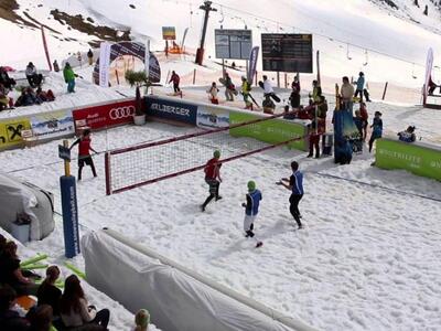 Το 1ο Πανελλήνιο τουρνουά Snow Volley στ...