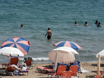 Θα "ψηθούμε"- Τους 44 βαθμούς ...