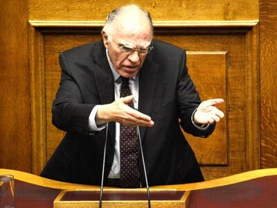 Β. Λεβέντης: «Ο πρέσβης μου ζήτησε να στ...