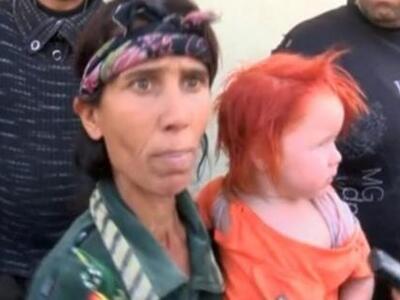 Αυτή είναι η βιολογική μητέρα της μικρής...