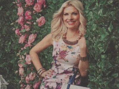 Η Μενεγάκη μοντέλο σε διαφημιστική καμπάνια