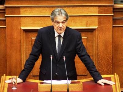 «Αντάρτικο» από τον Σηφουνάκη: Δεν ψηφίζ...