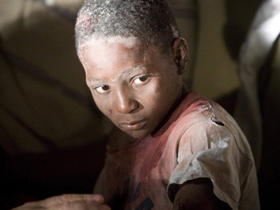 Ζωντανός ανασύρθηκε Εσθονός κυανόκρανος στην Αϊτή