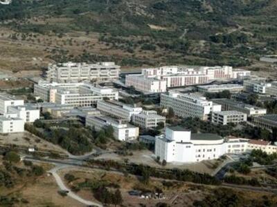 Πάτρα: Λουκέτο τη Δευτέρα στις διοικητικ...