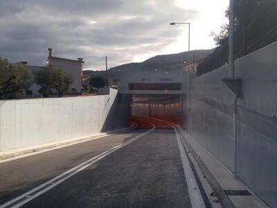 Αχαΐα: Μετατοπίστηκε η παλιά εθνική για ...