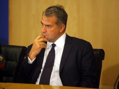 "Αλβανόμετρο" στα λεωφορεία απ...