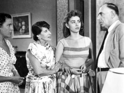 "Τη  θεία απ' το Σικάγο" παρου...