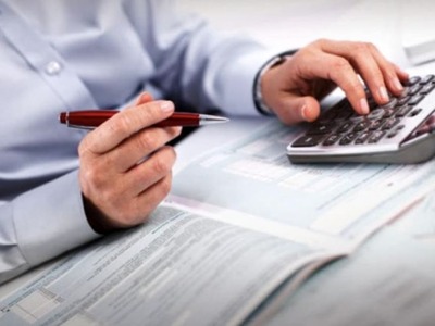 Αντίστροφη μέτρηση για τις φορολογικές δ...