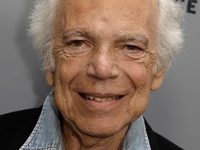 Ενθουσιώδες κλίμα στην πρεμιέρα του ντοκ...