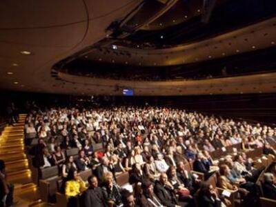 Απονεμήθηκαν τα βραβεία της Ελληνικής Ακ...