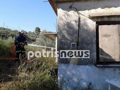 Πύργος: Καταστράφηκε ολοσχερώς εξοχικό α...