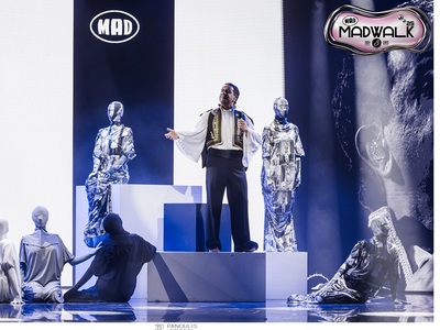 Ο Γιώργος Μαζωνάκης τραγούδησε Σαββόπουλ...