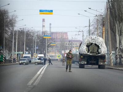 Σε μια επικαιρότητα εχθρική