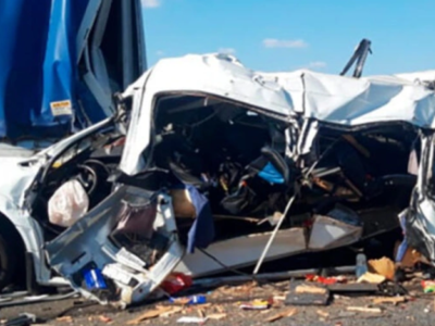 Ρωσία: 16 νεκροί από τη σύγκρουση ενός μ...