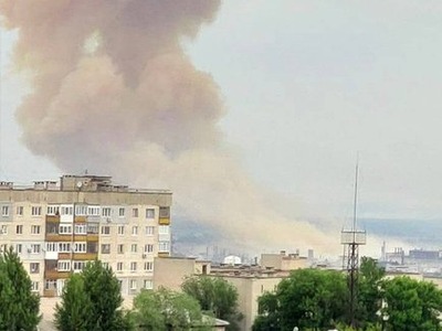 Δεξαμενή νιτρικού οξέος χτύπησαν οι Ρώσο...