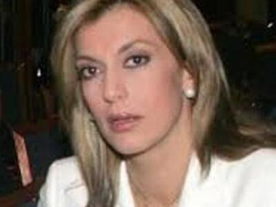 Χωρίς ρεύμα γιορτάζει η Άννα Καραμανλή! 