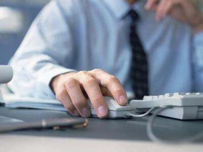 Τροϊκα: Τελεσίγραφο για το "άνοιγμα...