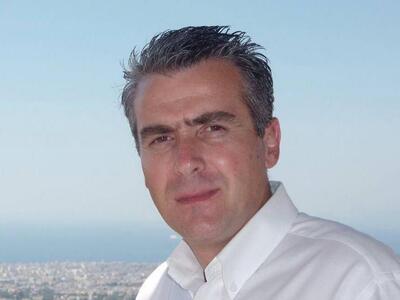 Ο Ηλίας Γκοτσόπουλος επικεφαλής της Νέας...