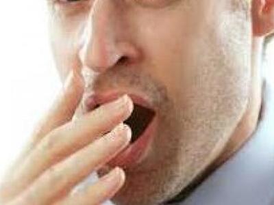 Πιο κολλητικό το χασμουρητό στους νέους