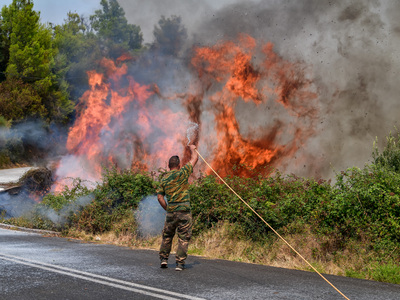 Φωτιές: 112 κατοικίες κρίθηκαν επικίνδυν...